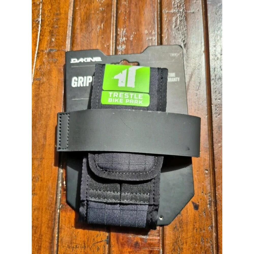 Dakine Gripper Saddle Bag, Daytripping Trestle Bike Park - RARE
